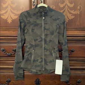 Lululemon Camo Forme Jacket II